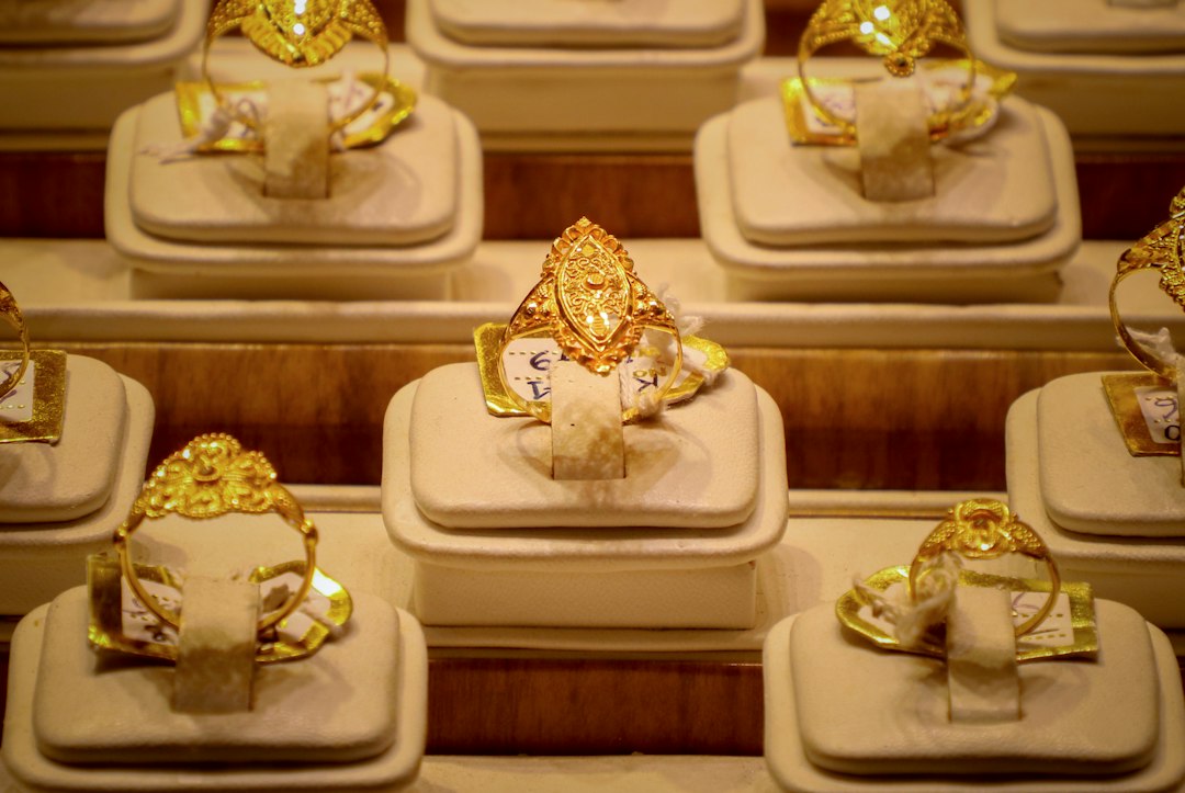 Gold Price Today London 10 Grams: Your Transparent Guide to Selling in 2026
